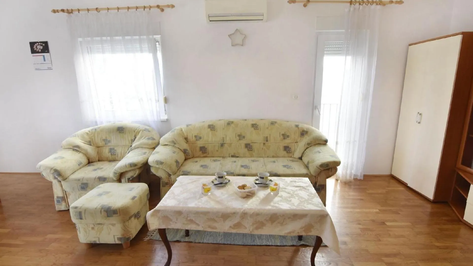 Komfortable Wohnung In Strandnaehe 우마그 아파트